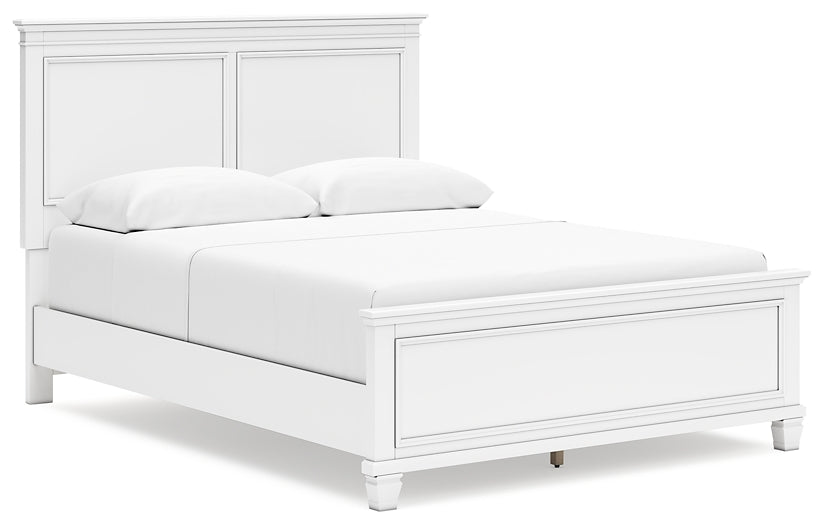 Fortman Queen Panel Bed with Mirrored Dresser, Chest and 2 Nightstands